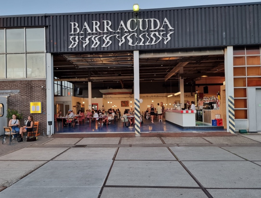 Barracuda restaurant store